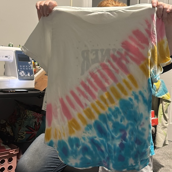 Brand new shirt does not fit - Picture 2 of 2